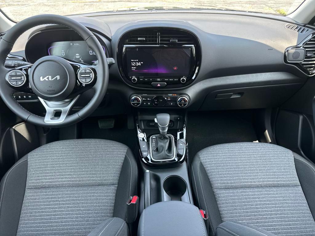 new 2025 Kia Soul car, priced at $25,166