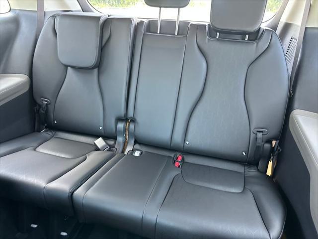 new 2026 Kia Carnival car, priced at $39,154