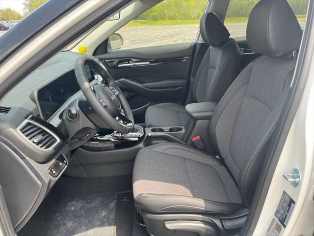 new 2025 Kia Seltos car, priced at $27,557