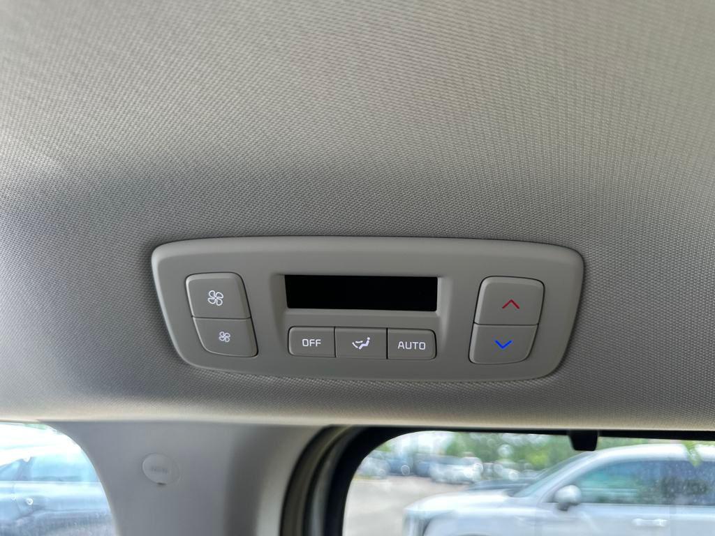 new 2025 Kia Carnival Hybrid car, priced at $54,468