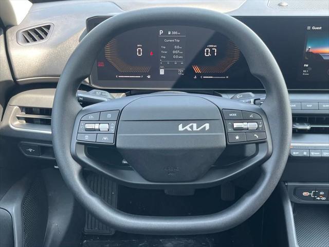 new 2025 Kia K4 car, priced at $22,271