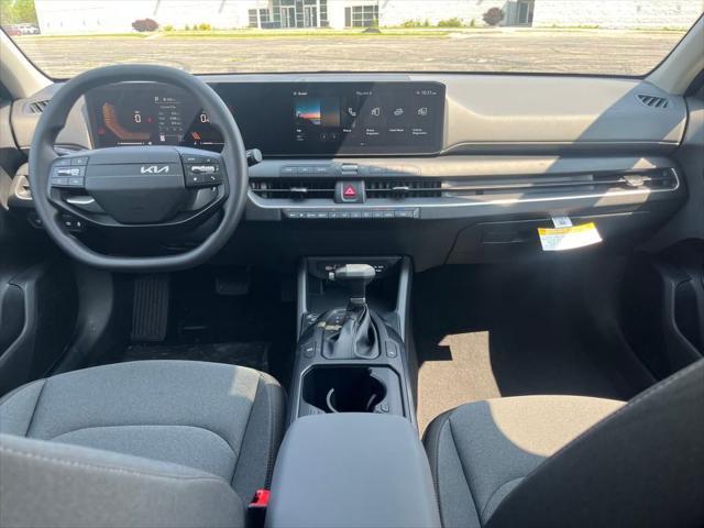 new 2025 Kia K4 car, priced at $22,271