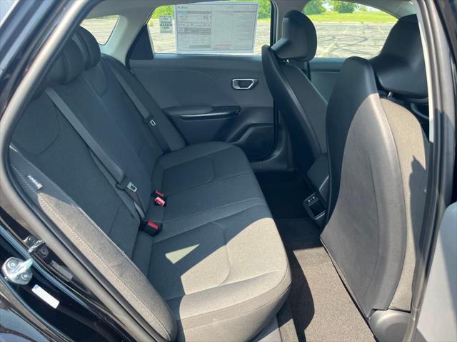 new 2025 Kia K4 car, priced at $22,271