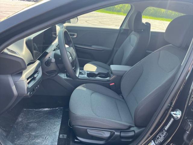 new 2025 Kia K4 car, priced at $22,271
