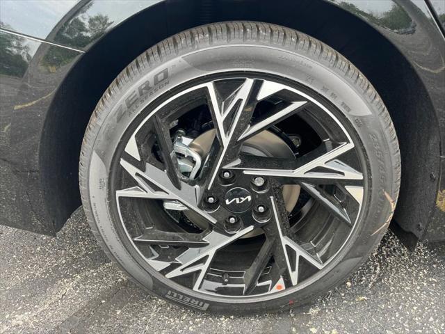 new 2025 Kia K5 car, priced at $31,735