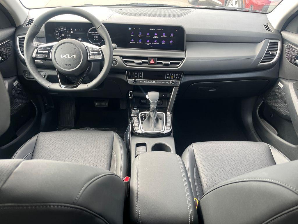 new 2026 Kia Seltos car, priced at $32,424