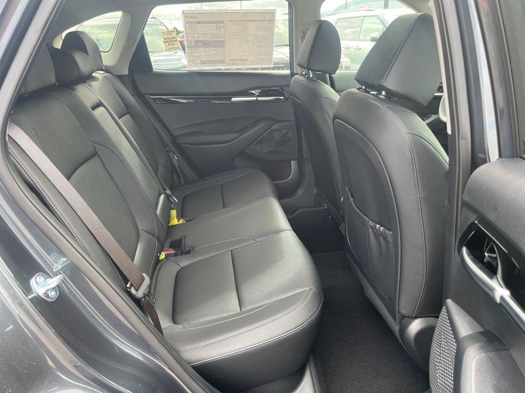 new 2026 Kia Seltos car, priced at $32,424