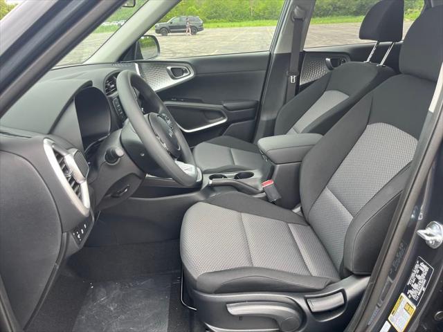 new 2025 Kia Soul car, priced at $22,560
