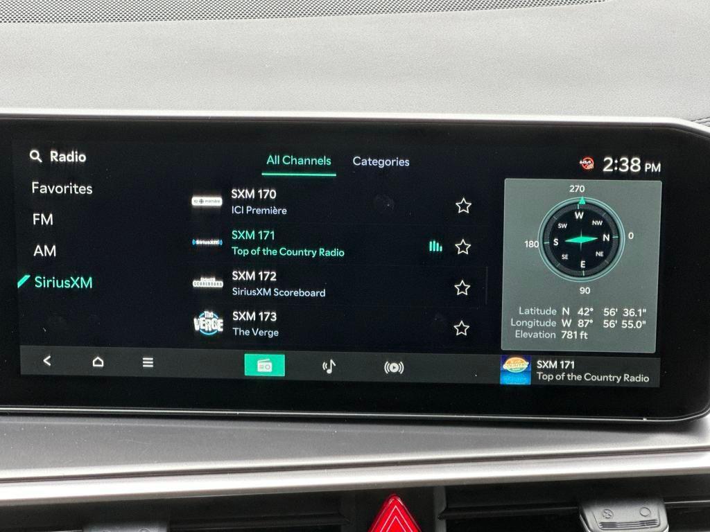 new 2025 Kia Sorento car, priced at $32,576