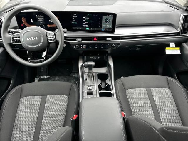 new 2025 Kia Sorento car, priced at $32,750