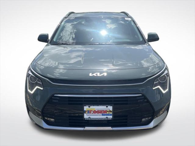 new 2025 Kia Niro car, priced at $32,736