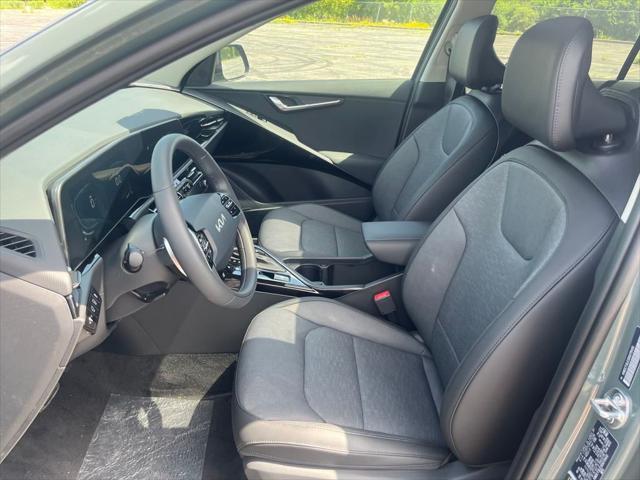 new 2025 Kia Niro car, priced at $32,736