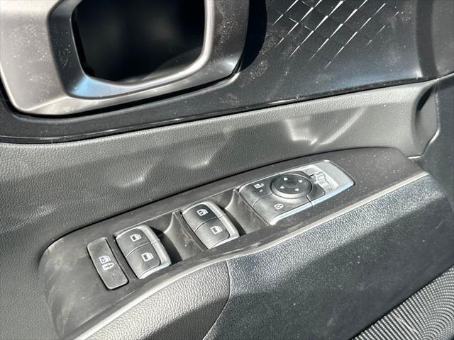 new 2025 Kia Sorento car, priced at $32,674