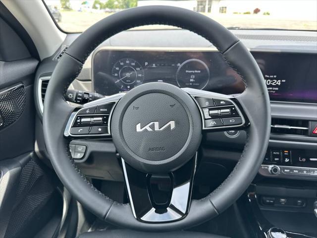 new 2026 Kia Seltos car, priced at $28,568