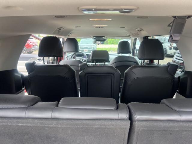 used 2023 Kia Carnival car, priced at $31,380