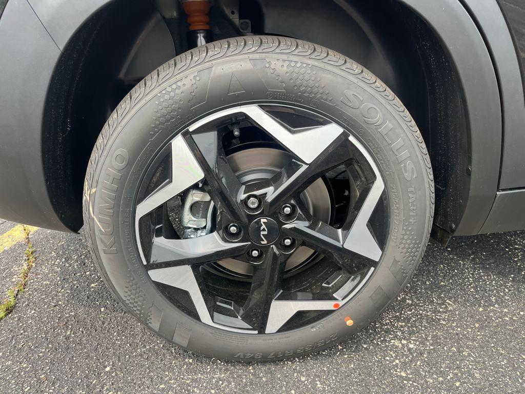 new 2025 Kia Seltos car, priced at $26,188