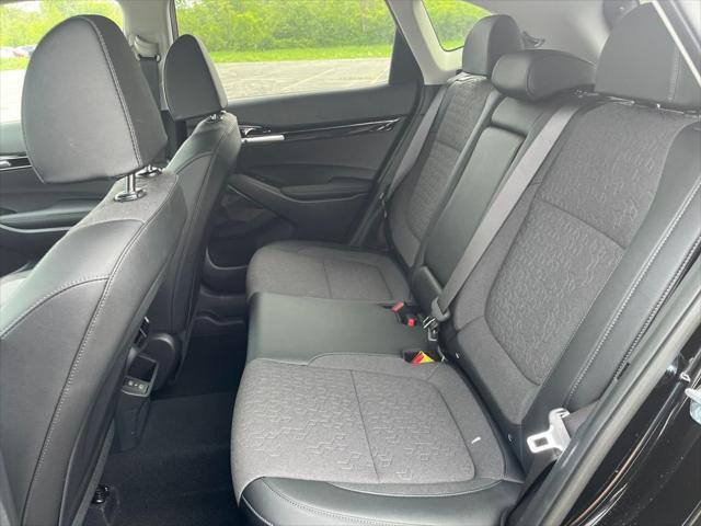 new 2025 Kia Seltos car, priced at $27,388