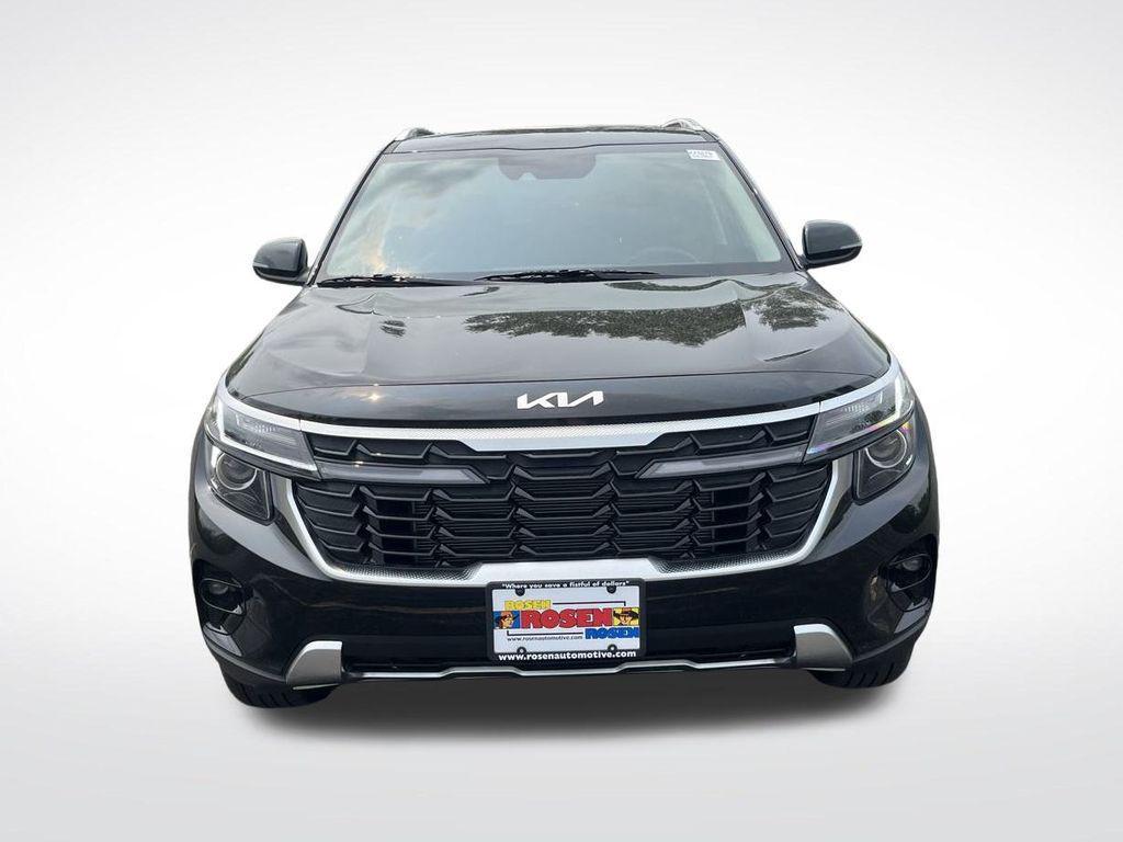 new 2025 Kia Seltos car, priced at $26,188