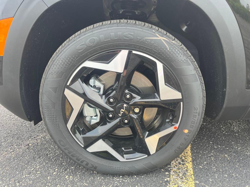new 2025 Kia Seltos car, priced at $26,188