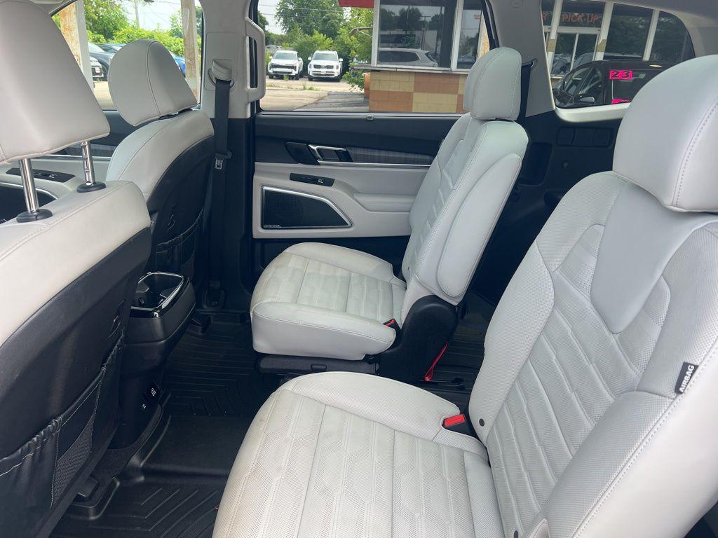 used 2023 Kia Telluride car, priced at $44,499