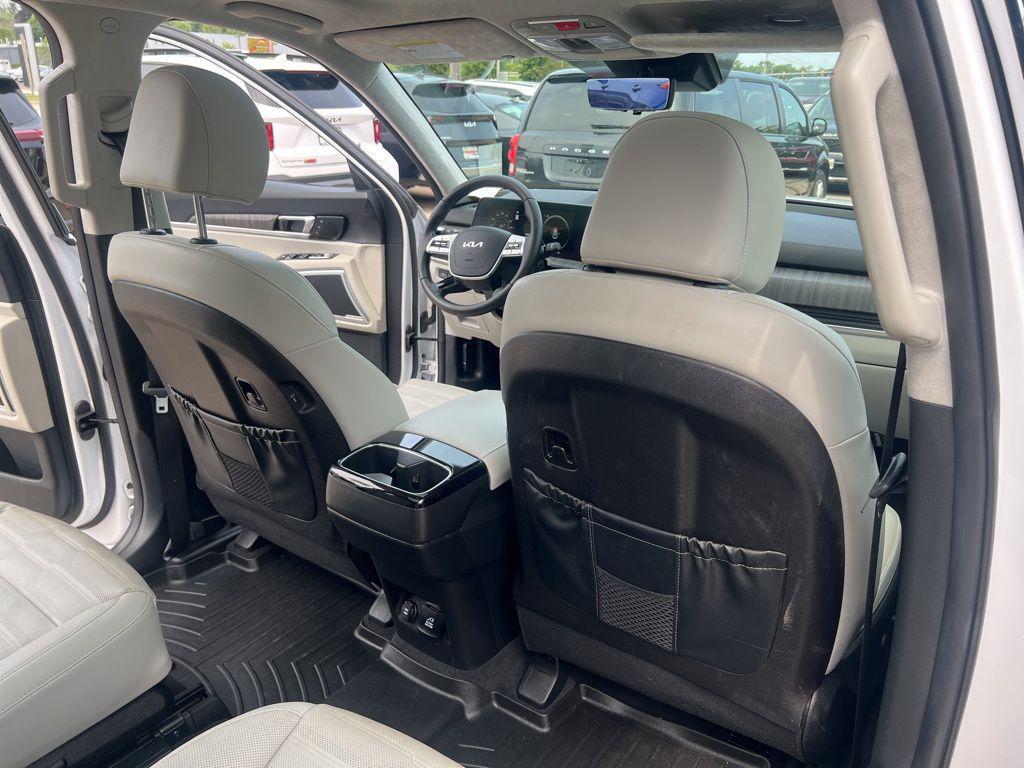 used 2023 Kia Telluride car, priced at $44,499