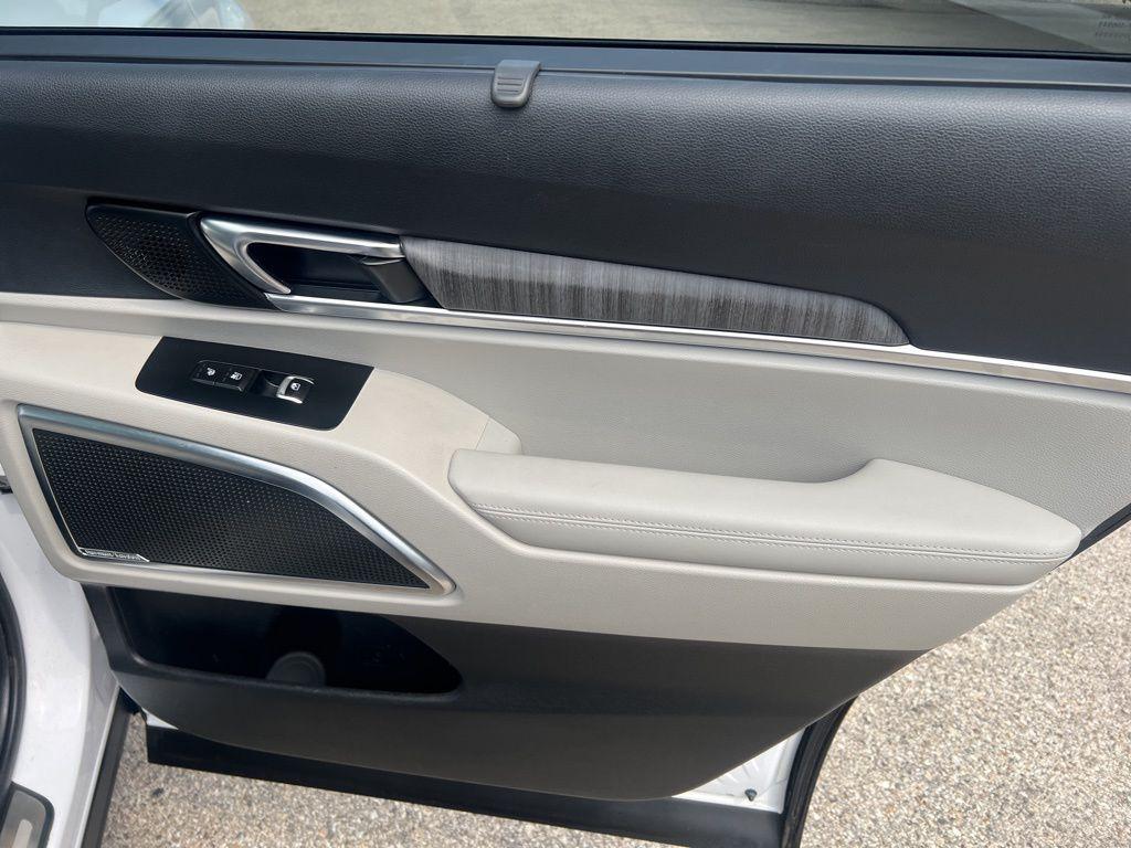 used 2023 Kia Telluride car, priced at $44,499