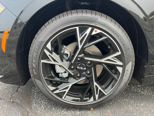 new 2025 Kia K5 car, priced at $32,063