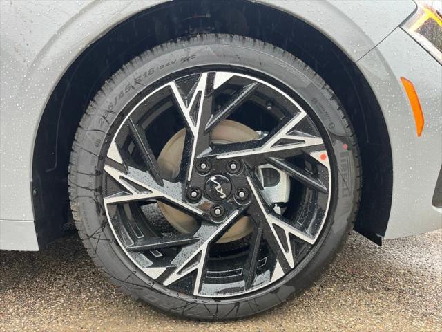 new 2025 Kia K5 car, priced at $30,912
