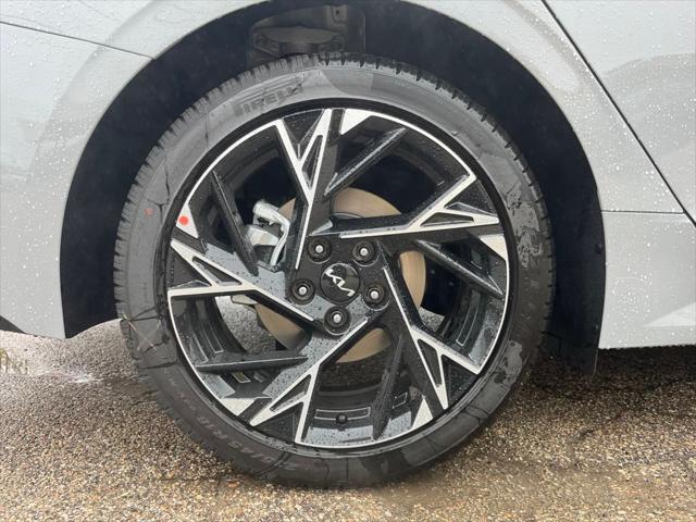new 2025 Kia K5 car, priced at $30,912