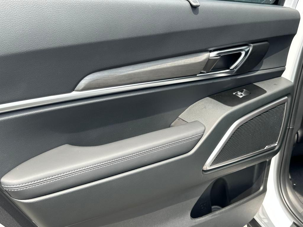 new 2025 Kia Telluride car, priced at $46,460
