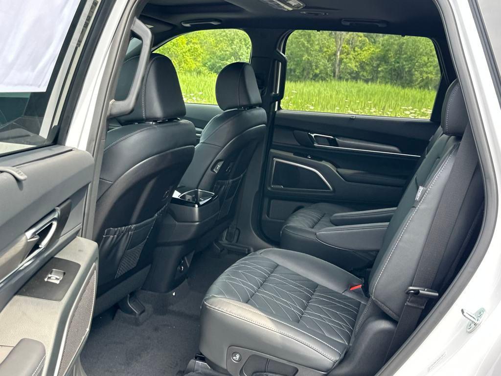 new 2025 Kia Telluride car, priced at $46,460