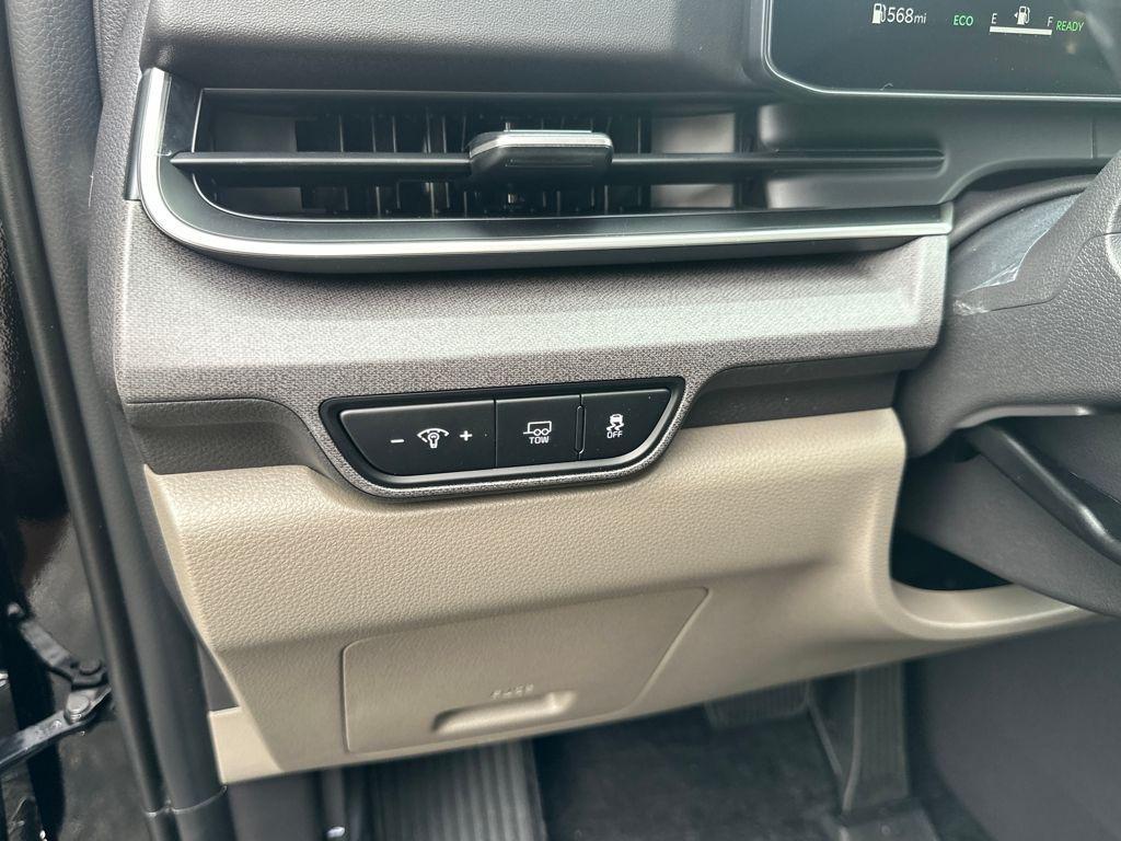 new 2026 Kia Carnival Hybrid car, priced at $48,545