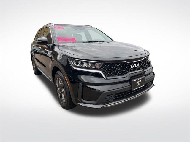 used 2022 Kia Sorento Hybrid car, priced at $27,499