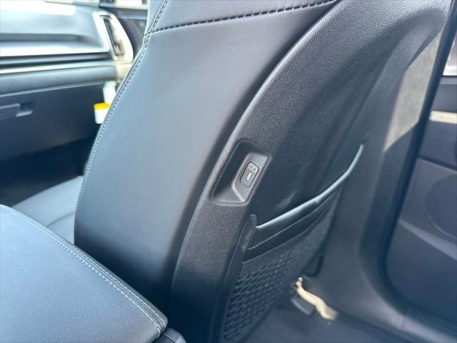new 2025 Kia Sorento car, priced at $37,549