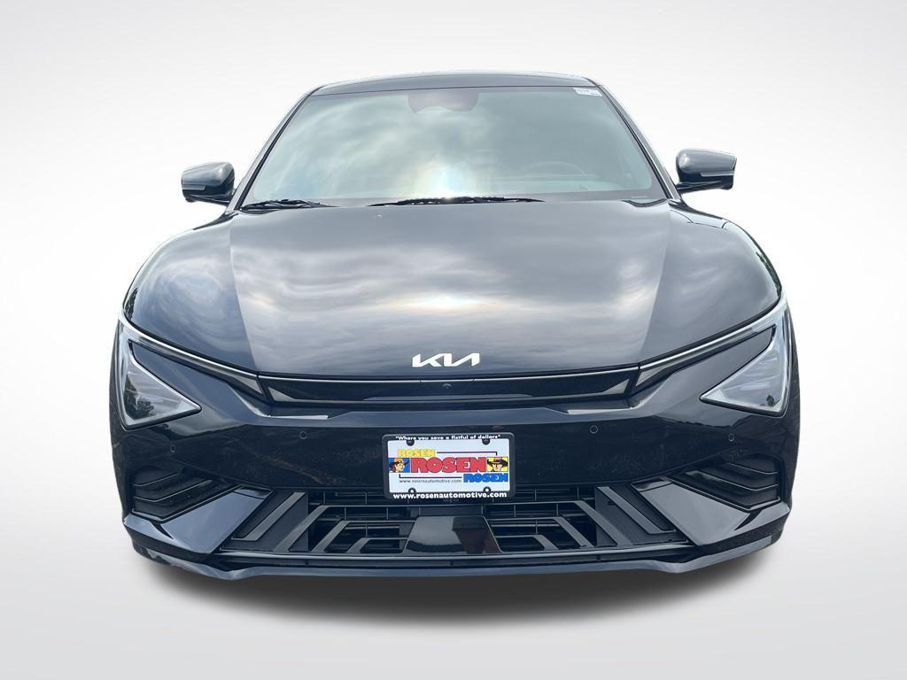 new 2025 Kia EV6 car, priced at $53,558