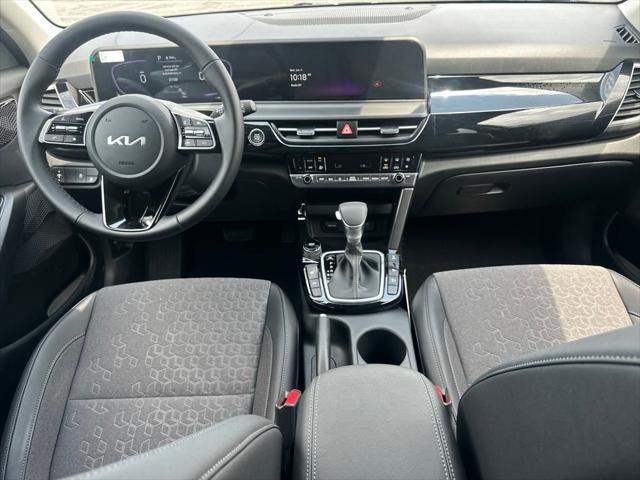 new 2025 Kia Seltos car, priced at $27,388