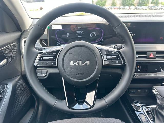 new 2025 Kia Seltos car, priced at $27,388