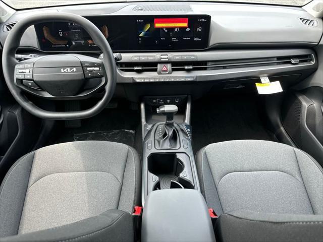 new 2025 Kia K4 car, priced at $23,007