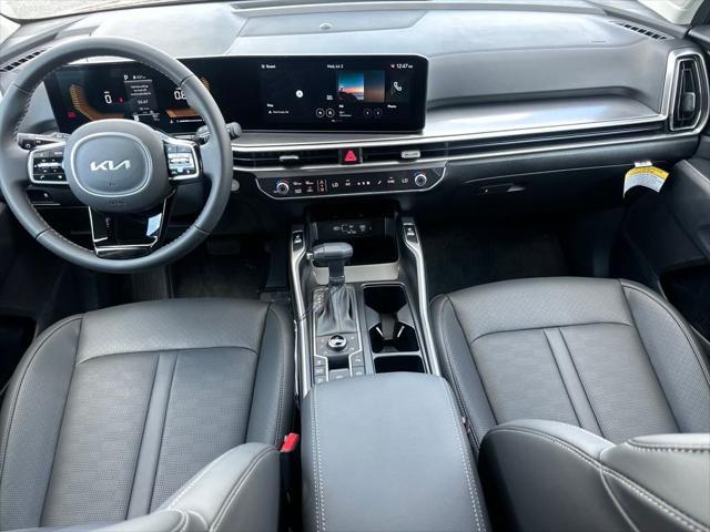 new 2025 Kia Sorento car, priced at $36,731