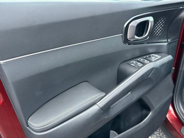 new 2025 Kia Sorento car, priced at $36,731