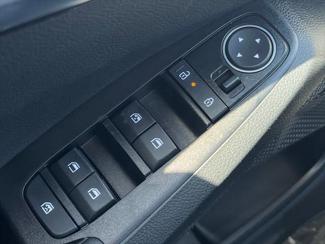 new 2025 Kia Seltos car, priced at $27,281