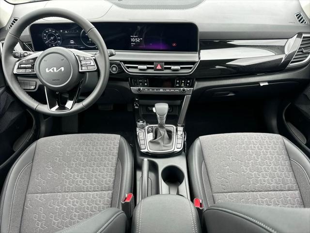 new 2025 Kia Seltos car, priced at $30,097