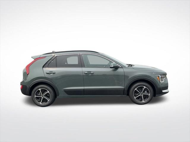 new 2025 Kia Niro car, priced at $30,383