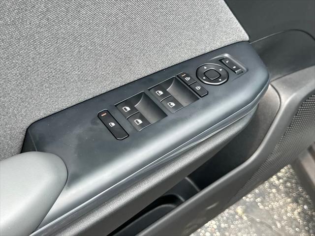 new 2025 Kia K4 car, priced at $25,165