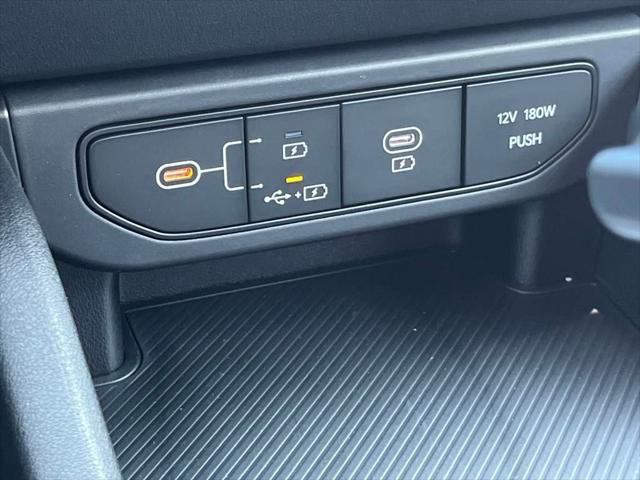 new 2025 Kia K4 car, priced at $23,378