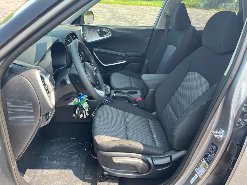 new 2025 Kia Soul car, priced at $20,957