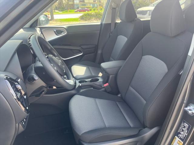 new 2025 Kia Soul car, priced at $23,331