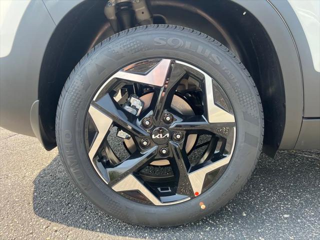 new 2025 Kia Seltos car, priced at $25,996