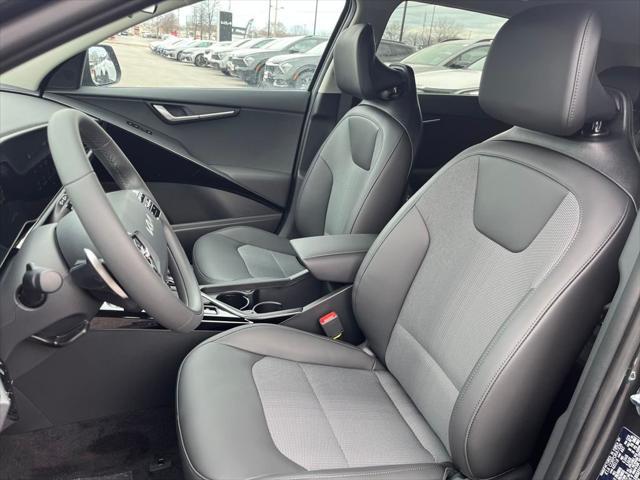 new 2025 Kia Niro car, priced at $30,294