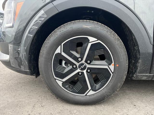 new 2025 Kia Niro car, priced at $30,294